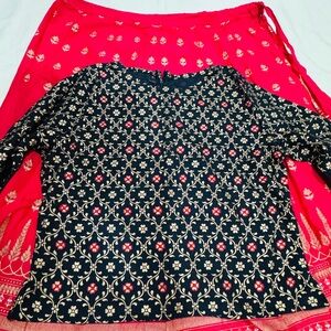 Elegant Black and Gold Women's Top